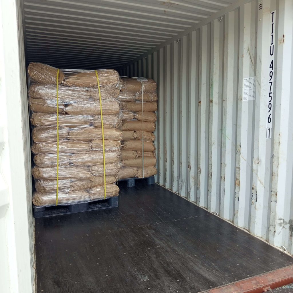high fat desiccated coconut with pallets